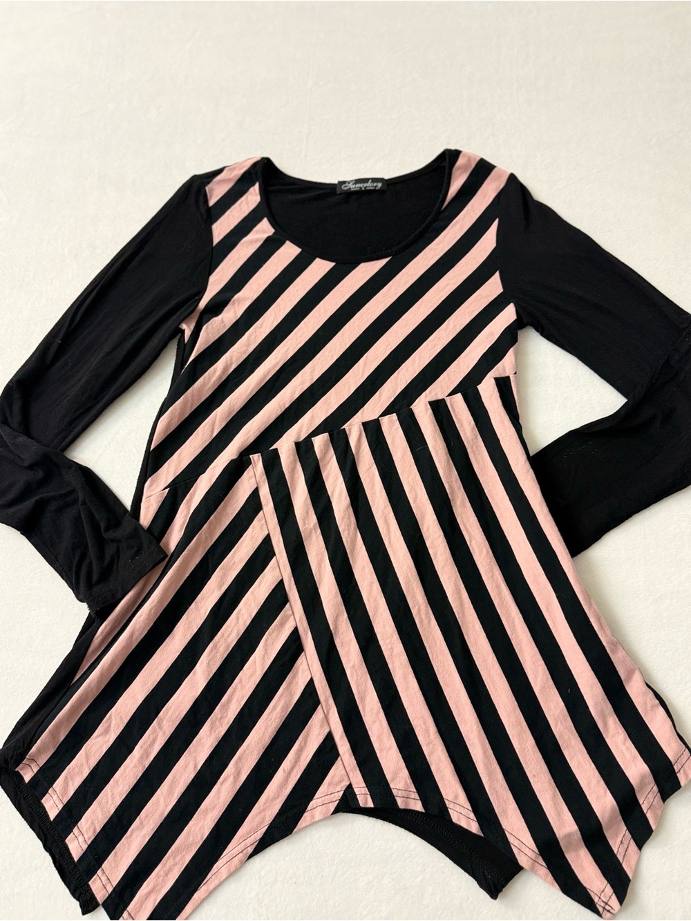 Sunerlory Black Pink Striped Asymmetric Hem Long Sleeve Tunic Top Small